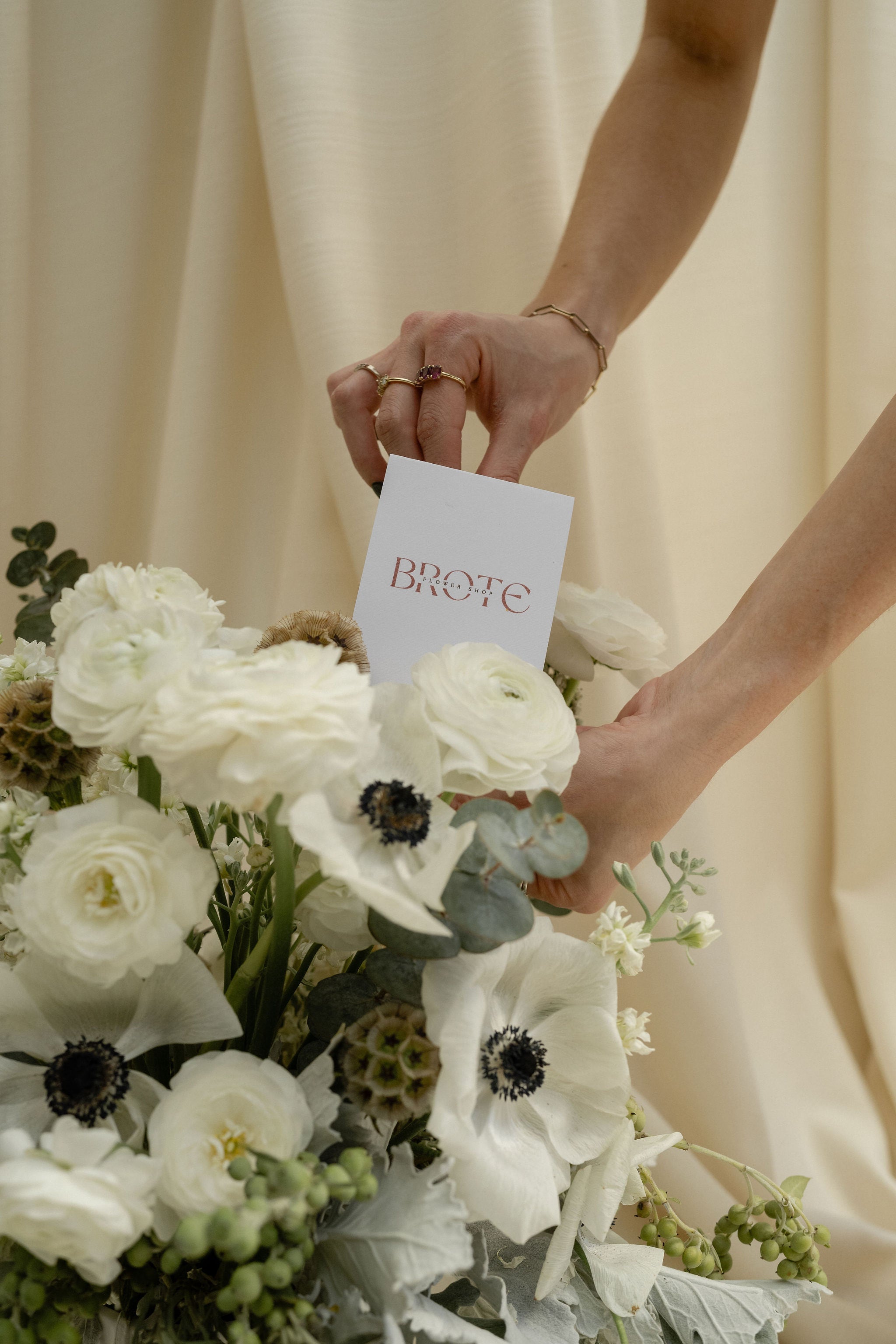 Bouquets de anemonas Brote